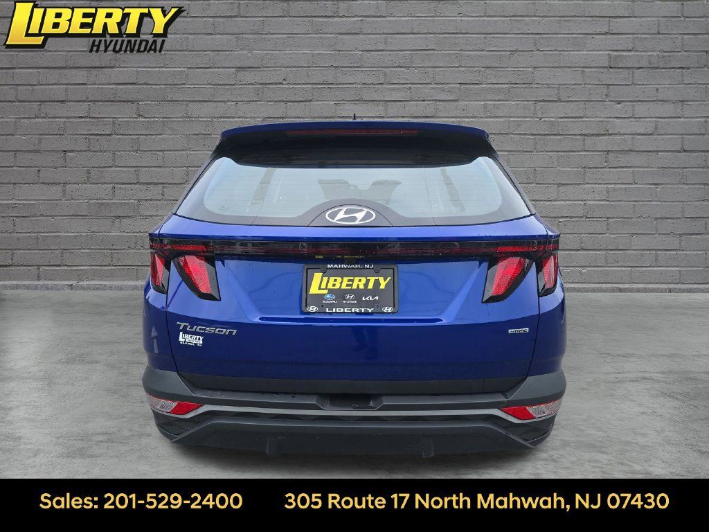 Certified 2024 Hyundai Tucson SE AWD/4WD image 5
