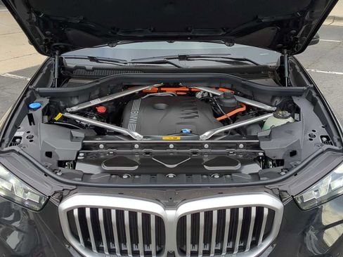 Used 2026 BMW X5 xDrive50e w/ Premium Package AWD/4WD image 15