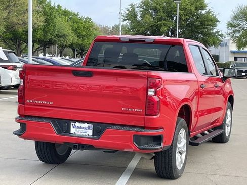 Used 2025 Chevrolet Silverado 1500 Custom image 4