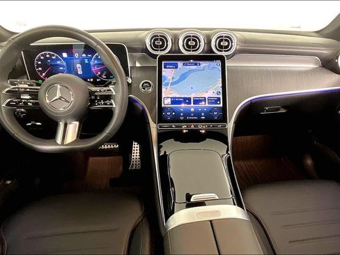 Certified 2025 Mercedes-Benz GLC 300 4MATIC image 13