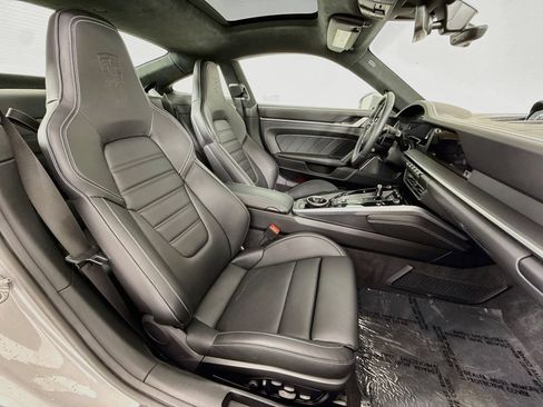 Certified 2026 Porsche 911 Carrera S RWD image 29