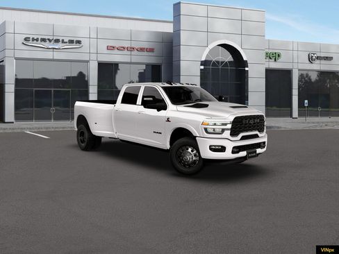 New 2026 RAM 3500 Limited AWD/4WD image 11