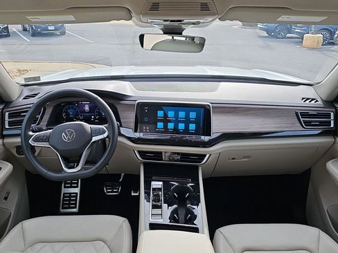 New 2026 Volkswagen Atlas SEL Premium R-Line image 11