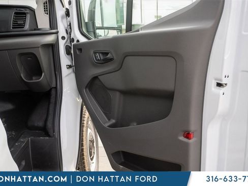 New 2026 Ford Transit 250 148 Medium Roof w/ Load Area Protection Package image 19