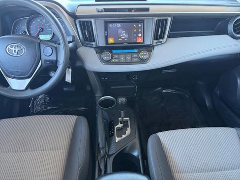 Used 2014 Toyota RAV4 XLE AWD/4WD image 16