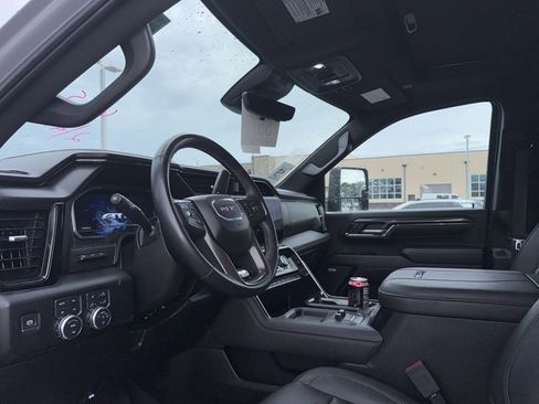 Used 2024 GMC Sierra 3500 AT4 w/ AT4 Premium Plus Package image 6