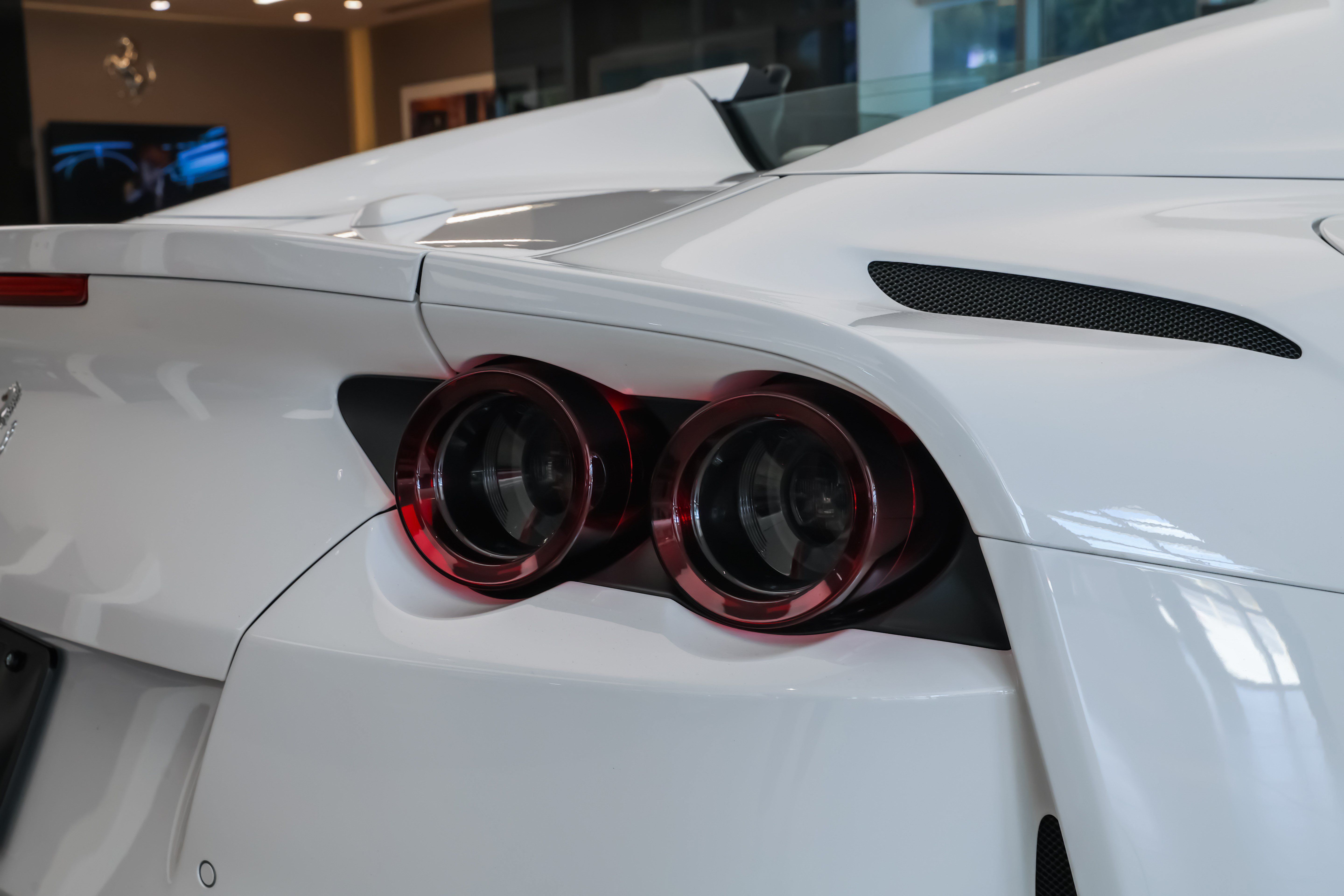 Used 2023 Ferrari 812 GTS RWD image 27