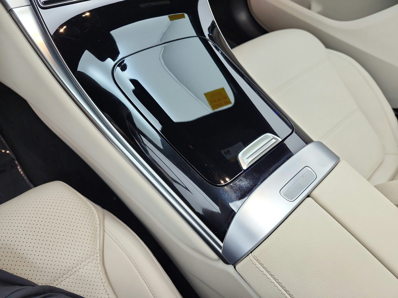 Certified 2026 Mercedes-Benz GLC 300 image 13