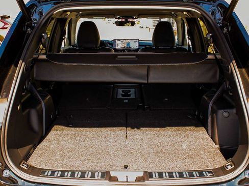 New 2025 Mitsubishi Outlander SE image 47