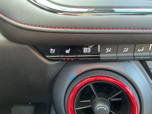 Used 2023 Chevrolet Blazer RS w/ Driver Confidence II Package AWD/4WD image 10