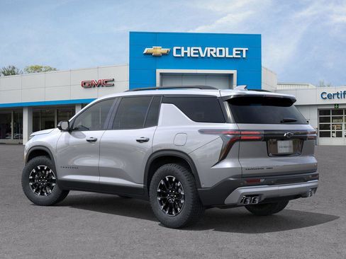 New 2026 Chevrolet Traverse Z71 image 3