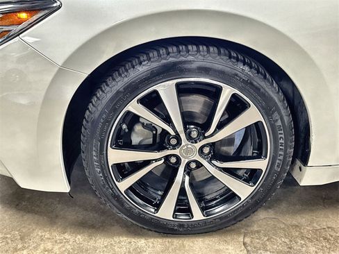 Used 2018 Nissan Maxima Platinum image 33