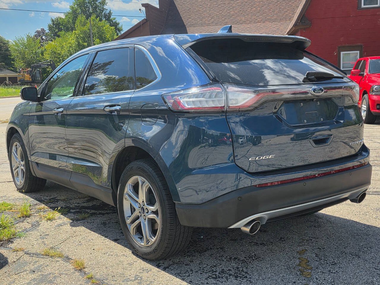 Used 2016 Ford Edge Titanium w/ Equipment Group 301A AWD/4WD image 4