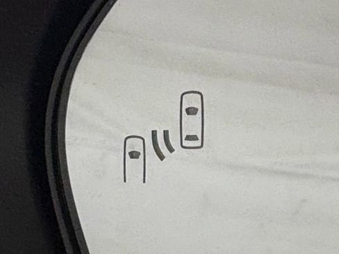 Used 2026 Toyota Corolla LE image 5