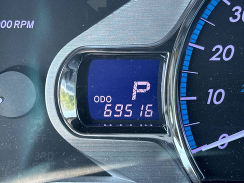 Used 2013 Toyota Sienna Limited w/ Premium Pkg FWD image 14