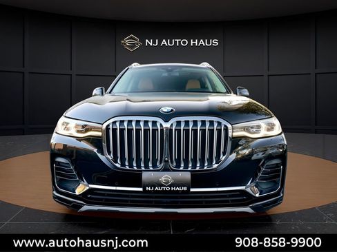 Used 2019 BMW X7 xDrive40i w/ Premium Package AWD/4WD image 3