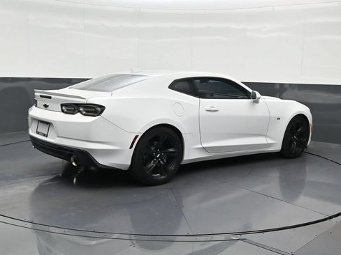 Used 2019 Chevrolet Camaro LT w/ RS Package RWD image 5