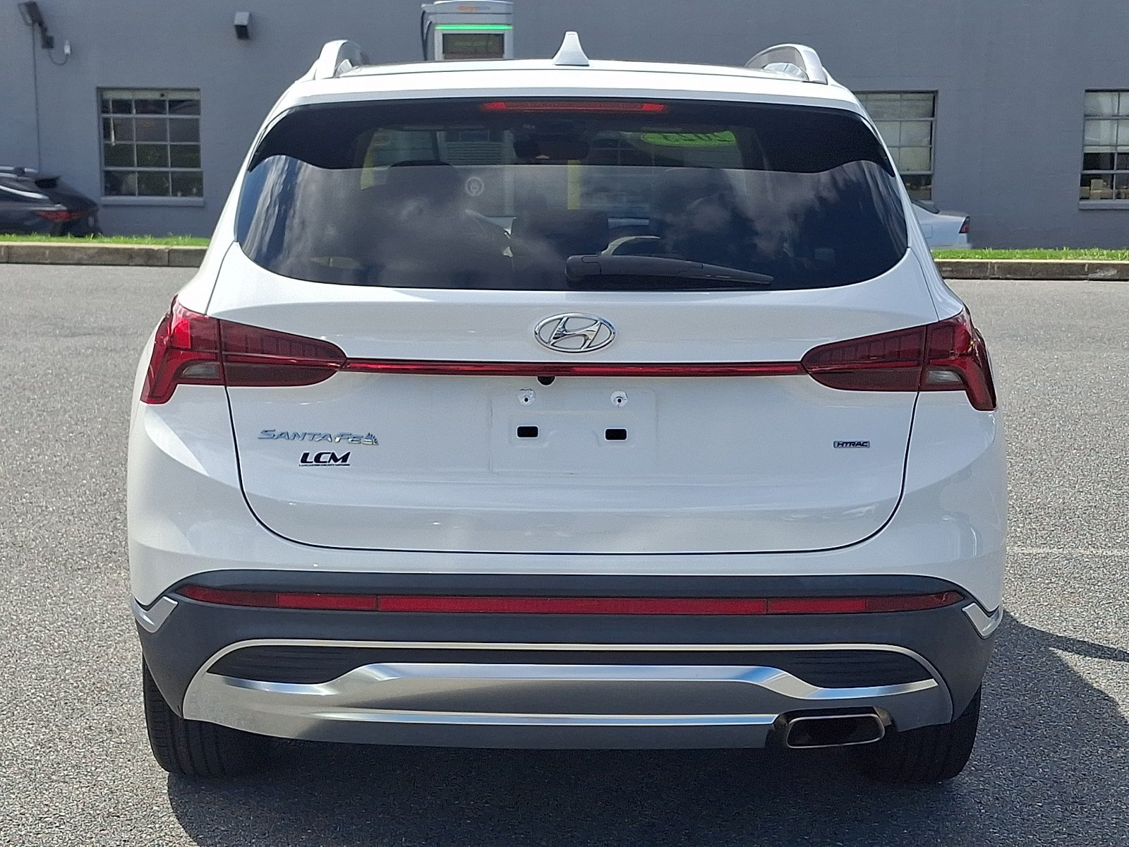 Certified 2023 Hyundai Santa Fe SEL w/ Premium Package AWD/4WD image 6