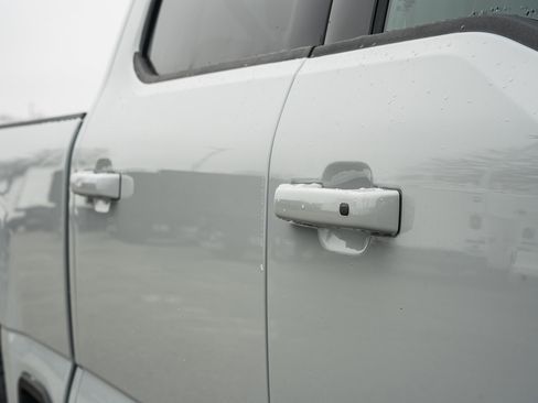 New 2026 Ford F250 Platinum AWD/4WD image 19