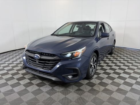 Used 2024 Subaru Legacy Premium AWD/4WD image 2
