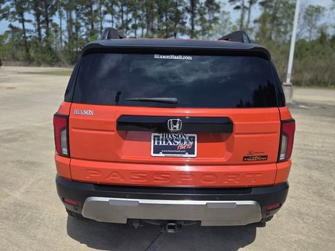 Used 2026 Honda Passport TrailSport image 4