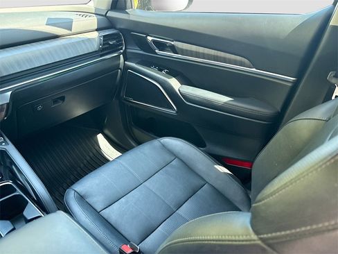 Used 2023 Kia Telluride SX image 25