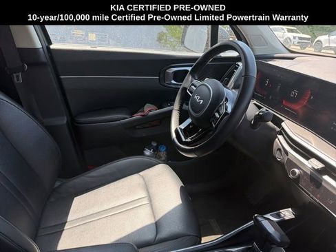 Certified 2024 Kia Sorento S AWD/4WD image 17