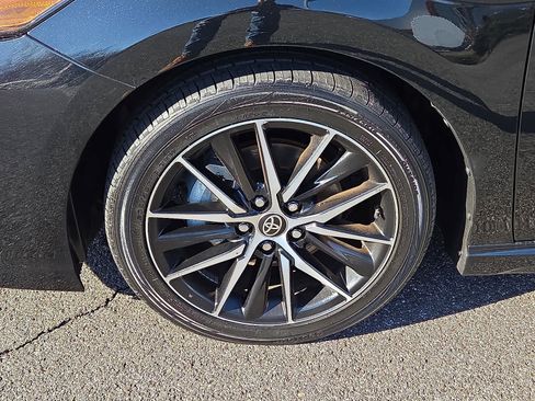 Certified 2023 Toyota Camry SE image 9