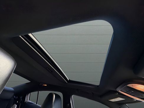 Used 2016 Dodge Charger R/T image 33