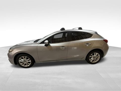 Used 2014 MAZDA MAZDA3 i Touring w/ Moonroof Package 1 FWD image 8