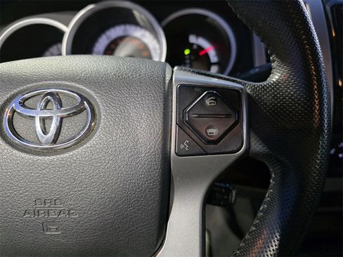 Used 2015 Toyota Tacoma PreRunner w/ SR5 Package image 22