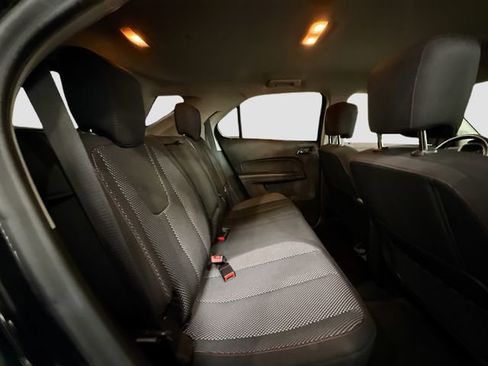 Used 2017 Chevrolet Equinox LT w/ Convenience Package image 25