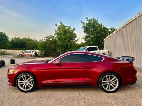 Used 2017 Ford Mustang Premium w/ Pony Package RWD image 3