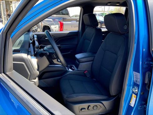 Used 2024 Chevrolet Colorado LT w/ LT Convenience Package II image 7