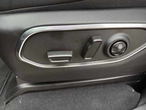 New 2026 Jeep Grand Wagoneer L Limited image 28