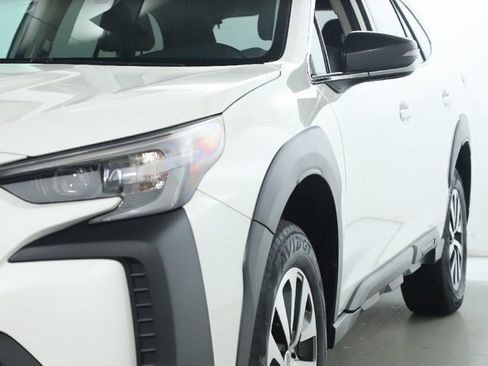 Used 2023 Subaru Outback Premium image 4