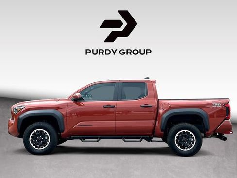 Used 2025 Toyota Tacoma TRD Off-Road AWD/4WD image 5