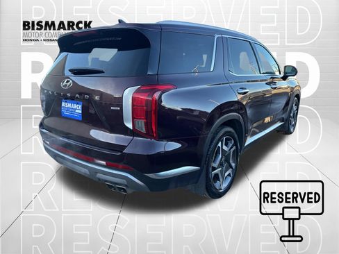 Used 2023 Hyundai Palisade Limited AWD/4WD image 5