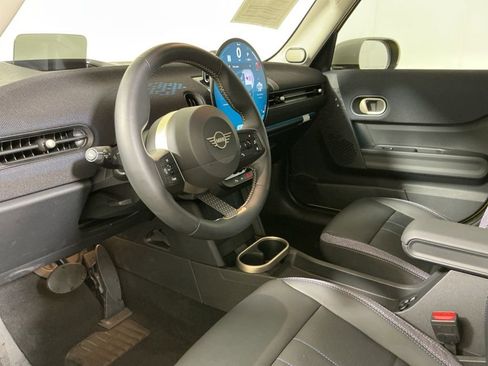 Certified 2025 MINI Cooper S image 19