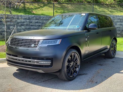 New 2026 Land Rover Range Rover Long Wheelbase Autobiography image 1
