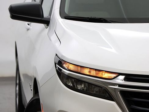 Certified 2024 Chevrolet Equinox LS w/ LS Convenience Package image 4