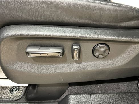 Used 2023 Honda Odyssey EX-L image 20