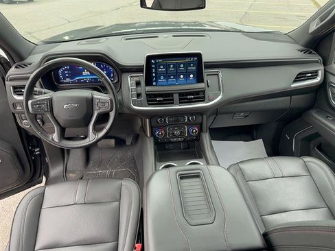 Used 2022 Chevrolet Tahoe RST w/ Luxury Package AWD/4WD image 14