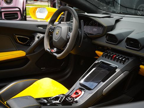 Used 2020 Lamborghini Huracan EVO AWD/4WD image 32