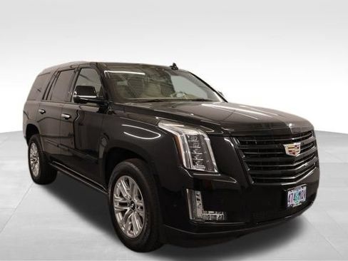 Used 2020 Cadillac Escalade Platinum w/ Escalade Sport Edition AWD/4WD image 1