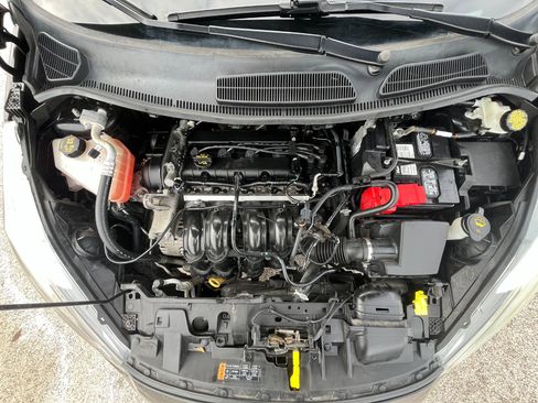 Used 2015 Ford Fiesta SE image 33