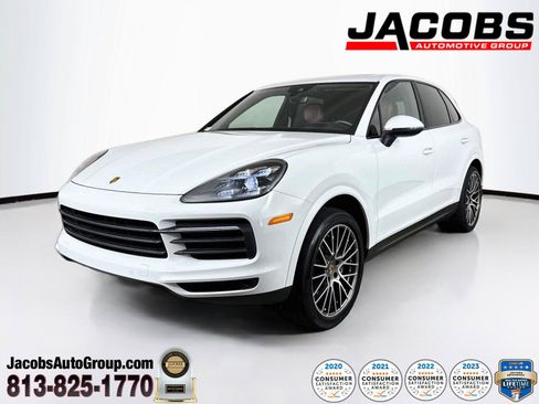 Used 2023 Porsche Cayenne Platinum Edition AWD/4WD image 1