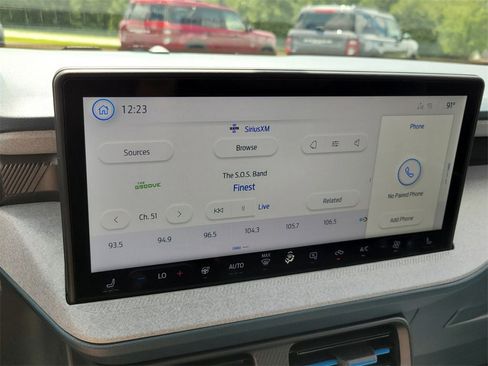 New 2025 Ford Maverick XLT w/ XLT Luxury Package image 18