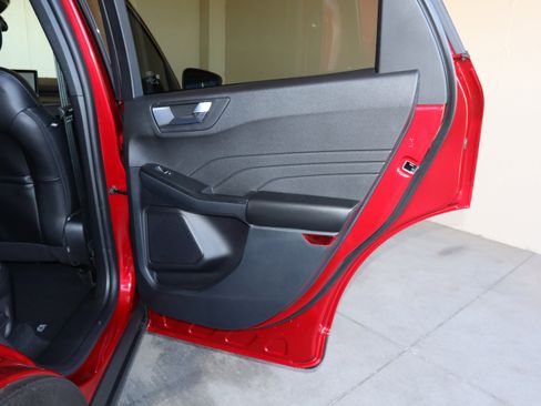 New 2026 Ford Escape SE image 44