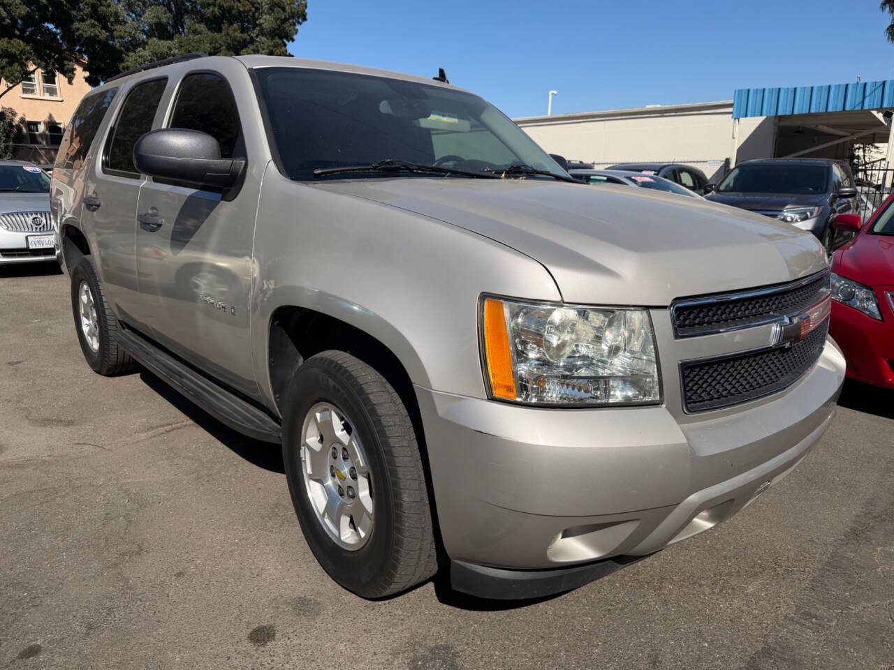 Used 2009 Chevrolet Tahoe LS RWD image 3